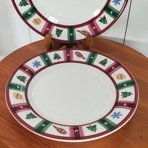 Set of 2 Pfaltzgraff Snow Bear Dinner Plates 11" winter holiday Christmas tree